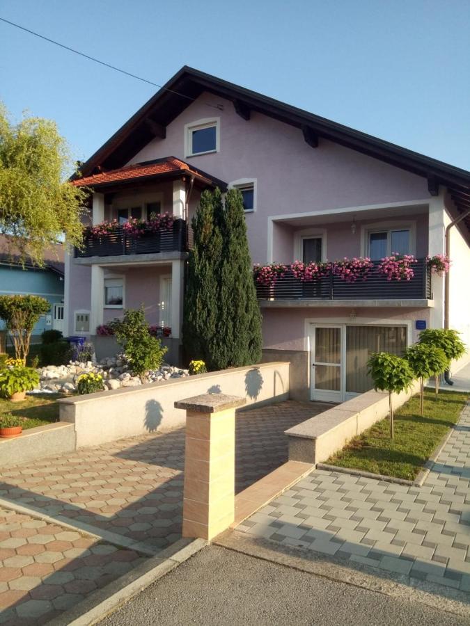 Apartman Karmen Gospić Esterno foto