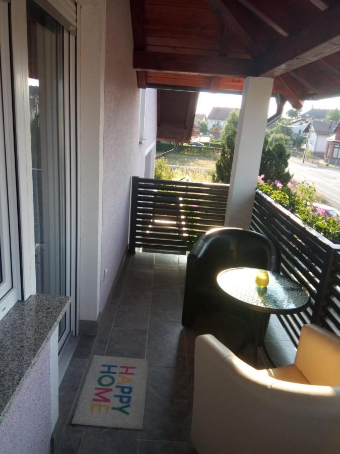Apartman Karmen Gospić Esterno foto